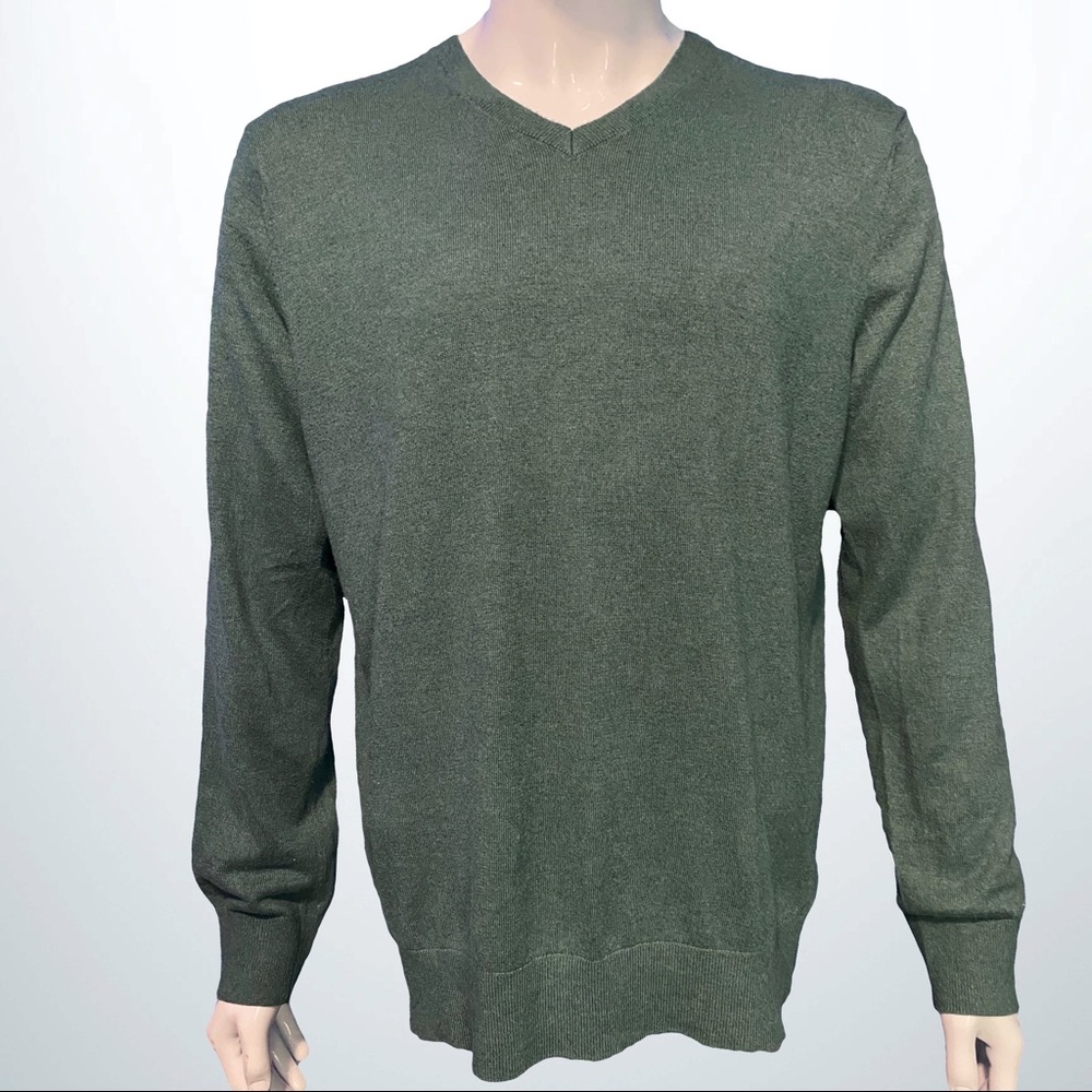 Banana Republic Men’s V Neck Sweater